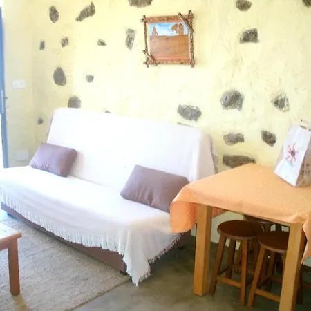 House With 2 Bedrooms In Mancha Blanca, With Wonderful Mountain View, Furnish...